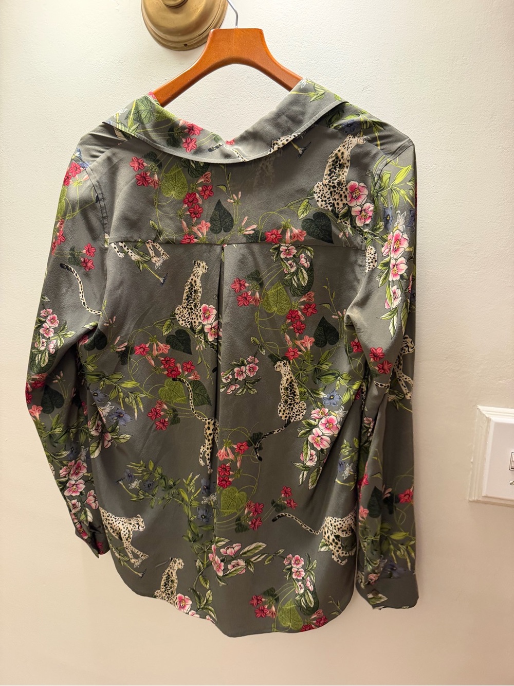 L'Agence Silk Floral Print Blouse - Picture 5 of 5